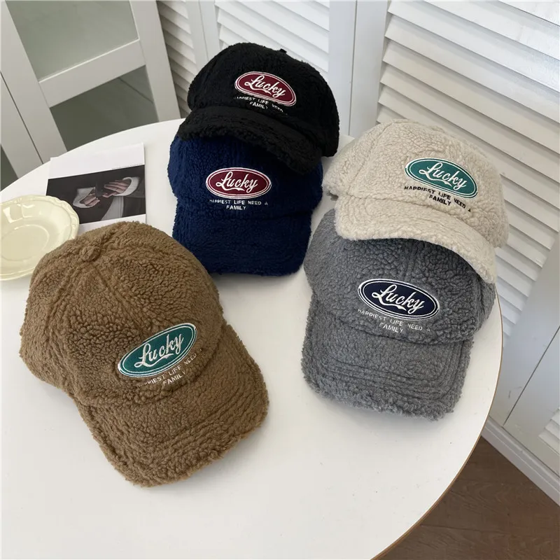

Korean Letter Embroidered Lamb Wool Baseball Hat Autumn and Winter Warm Wide Brim Fashion Casual Men's and Women's Hip-hop Cap