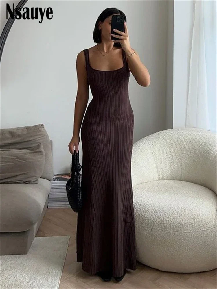 

Женское трикотажное пляжное платье с открытой спиной и открытой спиной