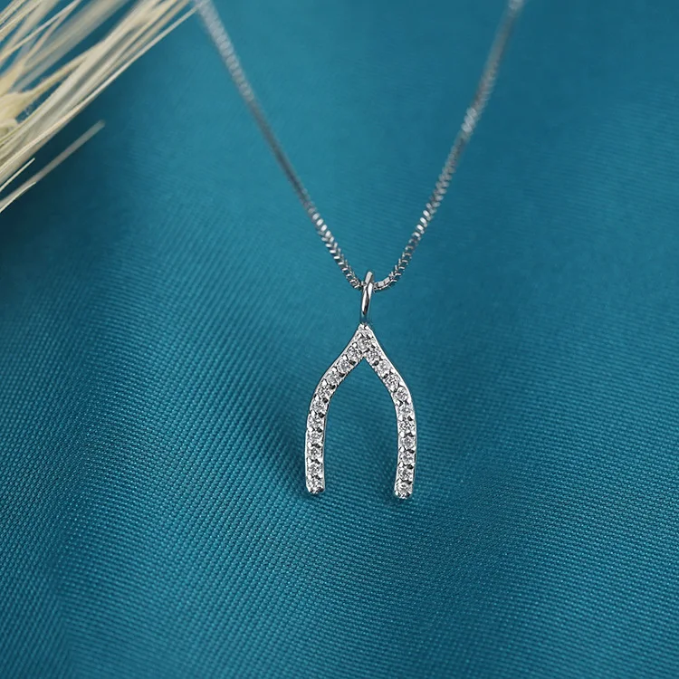 

Женское дизайнерское ожерелье из серебра 925 пробы