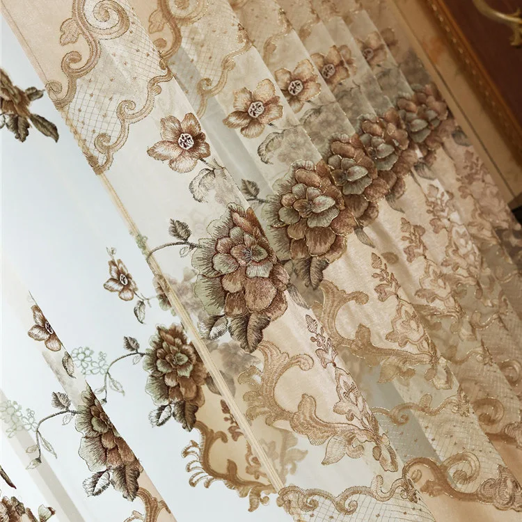 Beżowe europejskie rozpuszczalne w wodzie haftowane zasłony francuskie okno do sypialni w jadalni
