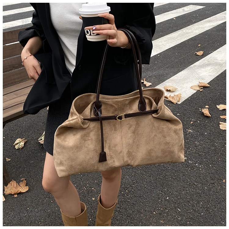 Women High Capacity PU Leather Design Square Underarm Shoulder Bag 2025 New in Trendy Female Retro Quality Handbags