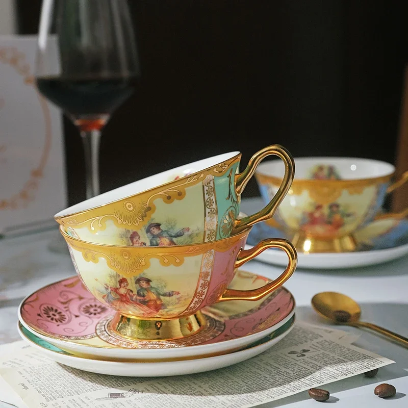 

Palace Ball European Entry Lux Gold Plated Bone China Coffee Cup and Saucer Set Retro Style Cup and Saucer Coffee Cup Set taza