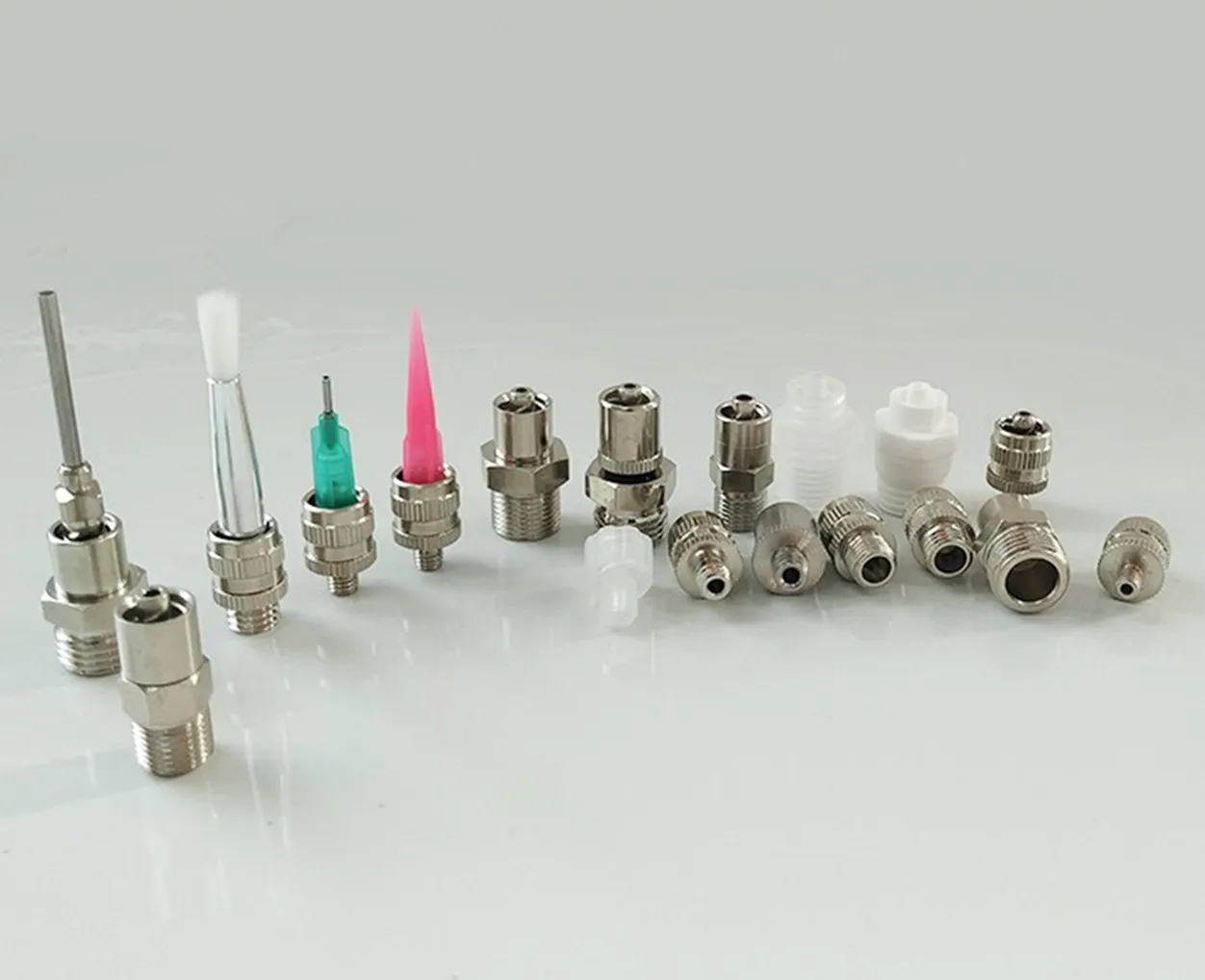 https://ae01.alicdn.com/kf/Sa8415b06bf504cd1b986bc129589d2fc9/Metal-Connector-Needle-Adapter-Luer-Connector-to-M5-M6-M8-M10-M12.jpg