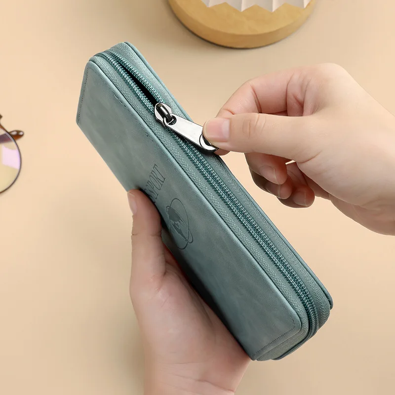 RFID Blocking Passport Holder Pu Leather Wallet Passport Cover Portable Multi-function Zipper Ticket Clamp Travel Accessory