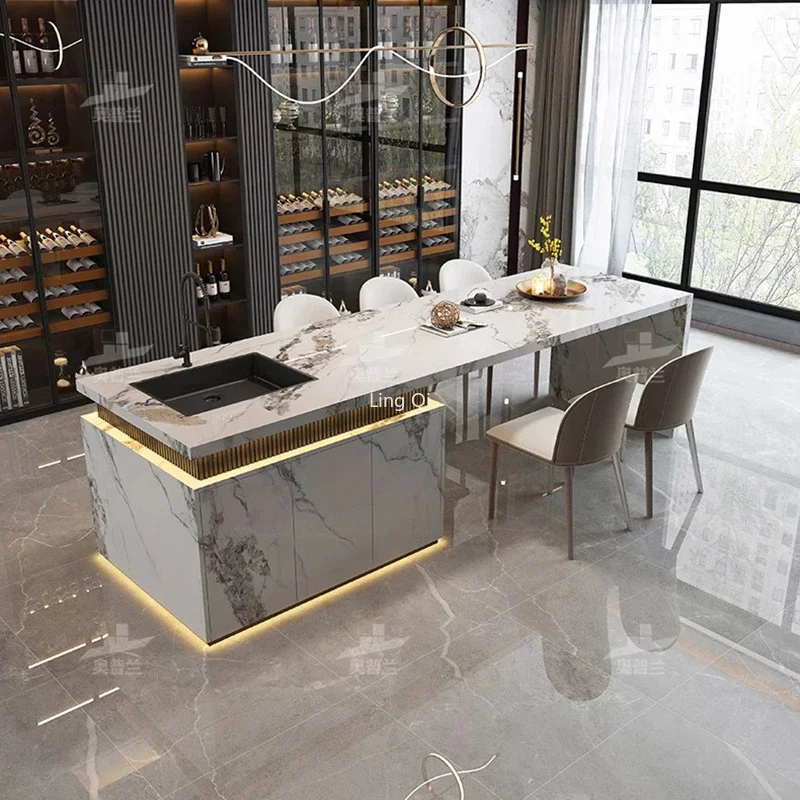 Рисунок 3 - Роскошный обеденный стол