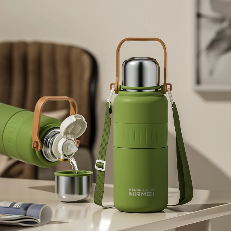 Stainless Steel Thermos Bottle Outdoor Portable Thermal Water Bottle with Carry Sleeve Large Capacity Vacuum Insulated Bottles sports water bottle sports bottle water bottle stainless steel water bottle tea water bottle