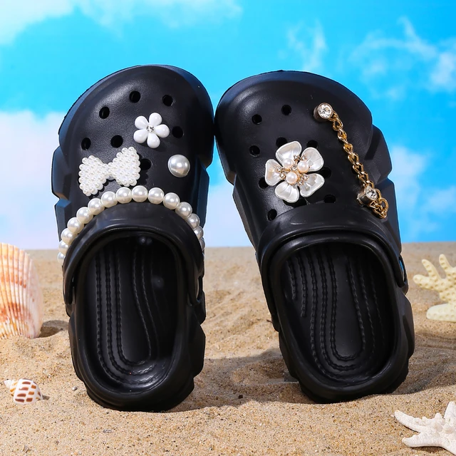 Girls Fashion Solid Color EVA Clogs - Breathable Non-slip Slip-On Sandals with Flower Chain and Pearl Design 3