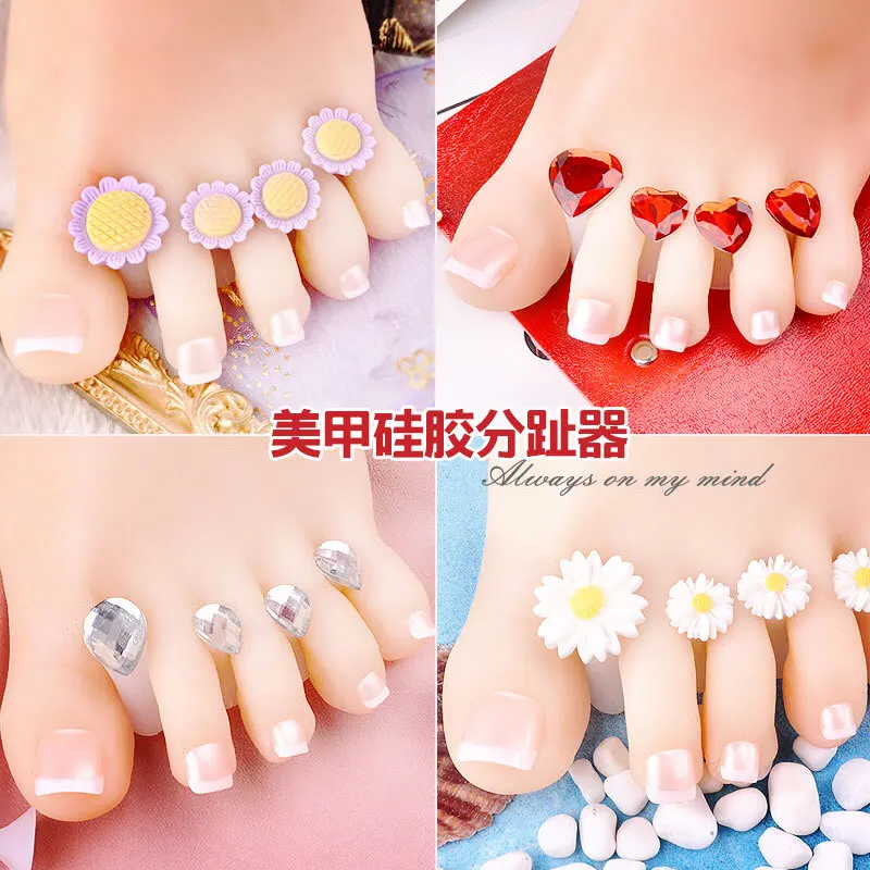 8 Pcs/Pack Toe Separator Cute Soft Silicone Toes Lock Tools Daisy Flower Heart Shaped Rhinestones Nail Art Tool