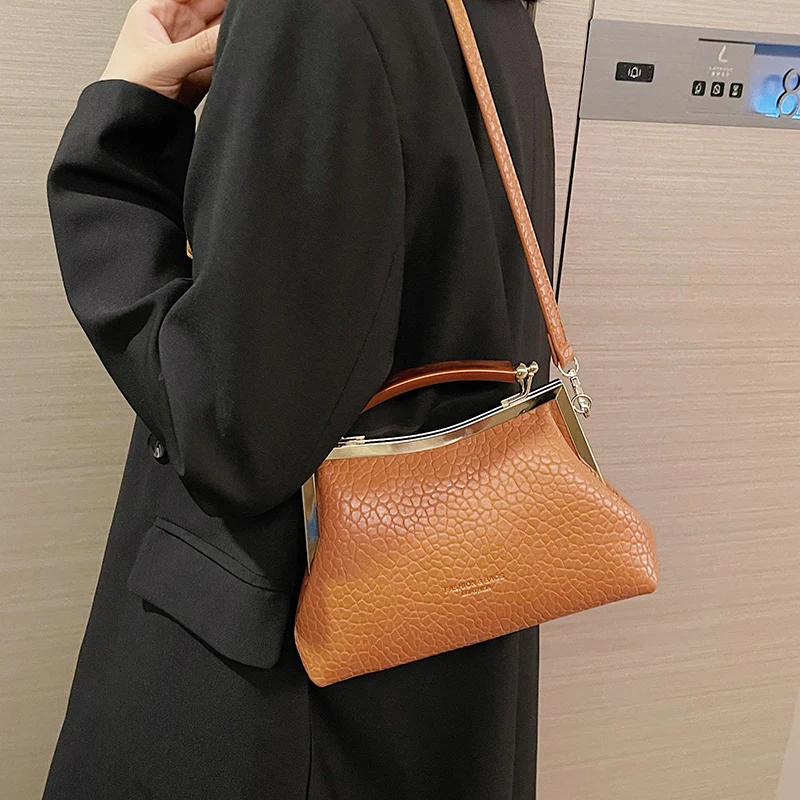 Women Handbag Mental Handle Designer Pleated Shell Bag Clutch Purses Crossbody Bag Long Belt