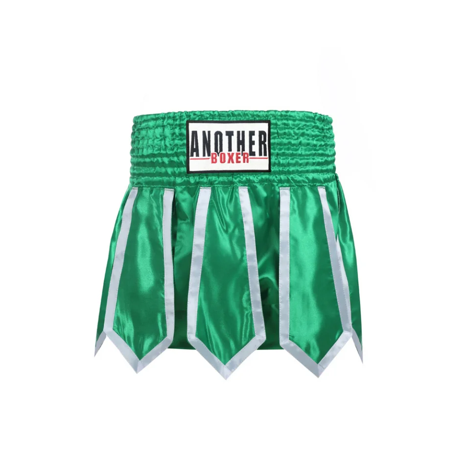 Letnie nowe serpentyny bokserskie spodenki Muay Thai trening meczowy Kick Boxing spodnie Sanda mieszane kufry walki