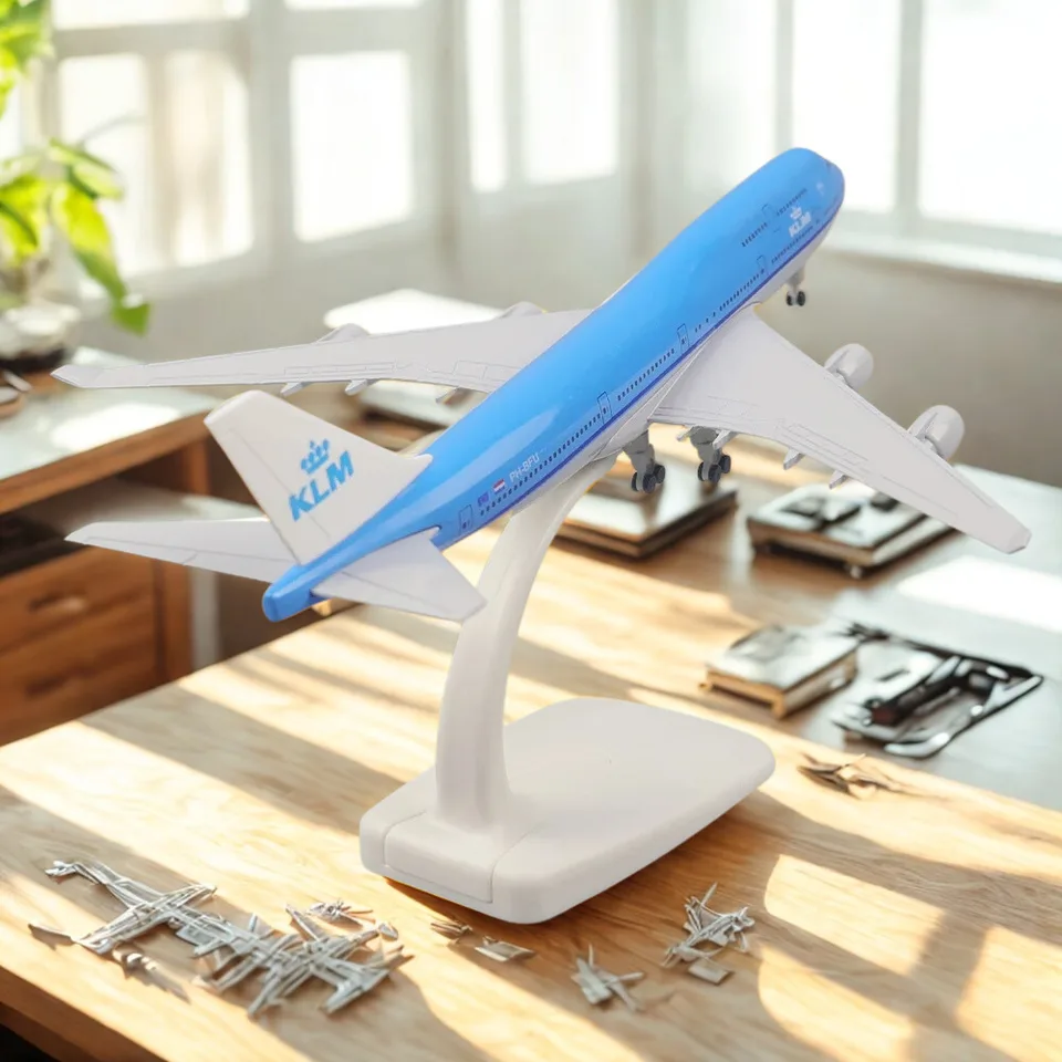 747 Airplane Models Toys 20CM Scale KLM Dutch Alloy Diecast