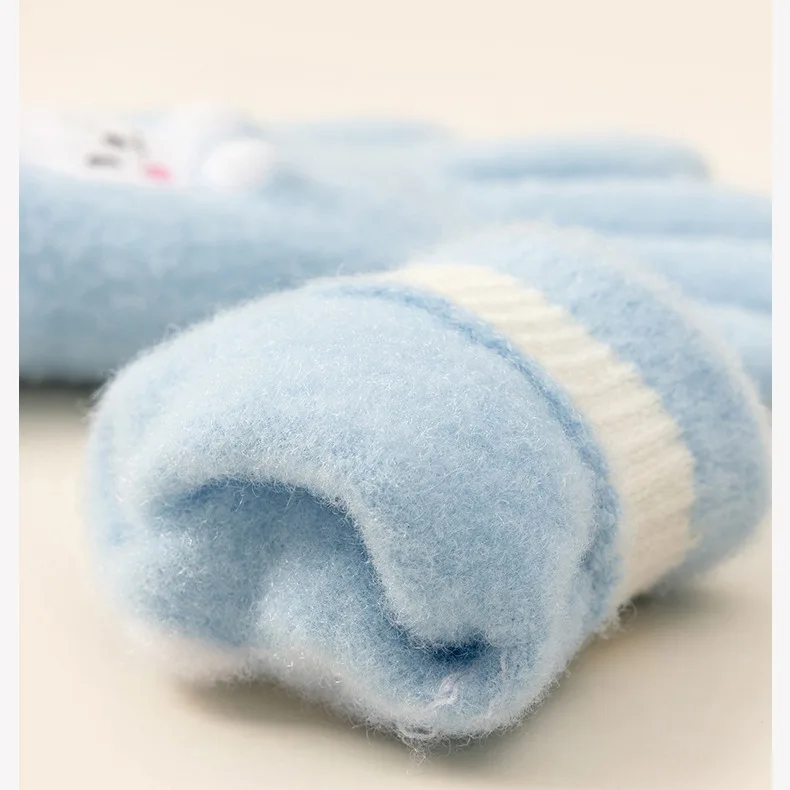 Cute cartoon gloves for little rabbits, knitted yarn for babies, cold resistant and warm gloves, children's gloves