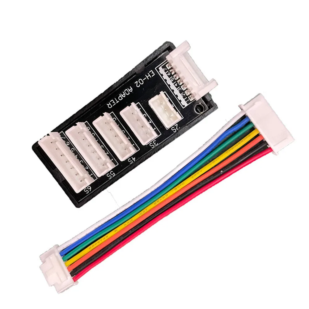 Carte adaptateur d'équilibre JST XH 6S pour chargeur multiport Lipo RC, câbles et connecteurs en gros plan.