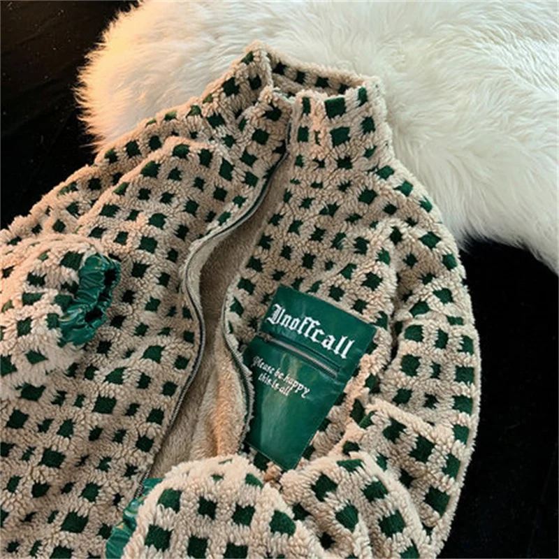 Raspberry Plaid Stand Collar Lamb Wool Coat Female 2022 Chic Autumn Winter Niche Design Does Not Bump Into a Pair of Cotton Coat