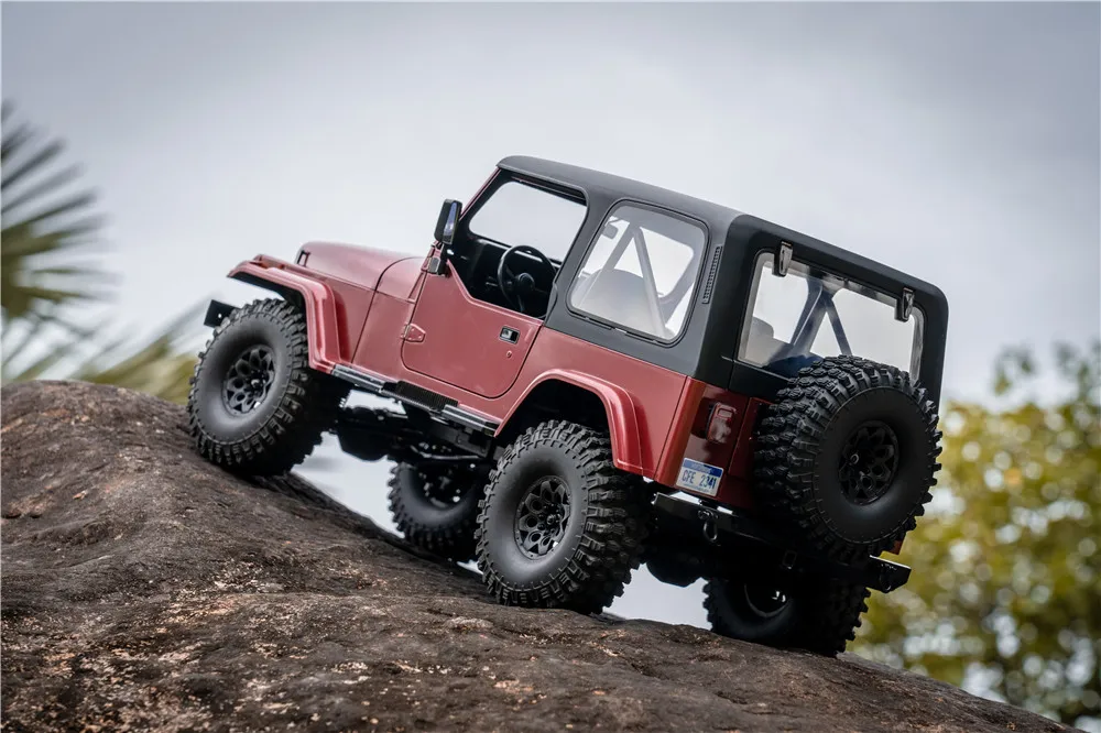 Fms1:10 Rc Artr 11033 Remote Control Explorer Car Mashigan Rc Rock Crawler Rs Red 4wd Rtr 4wd Off-Road Climber Boys Toys Gift 3