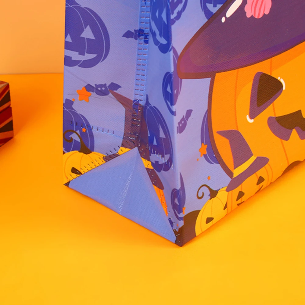 Large Capacity Candy Gift Bags Non-woven Tote Pumpkin Ghost Pattern Gift Bag Trick or Treat Waterproof Halloween Party Gift Bags