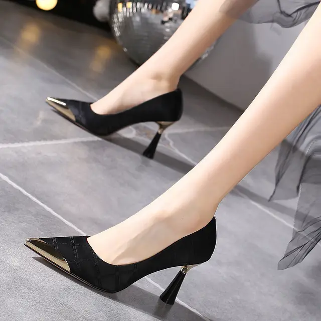 2022 New Woman Pink Pumps Luxury Designer Metal Pointed Stiletto Shallow Mouth Single Shoes High Heels Women Green Party Shoes 4