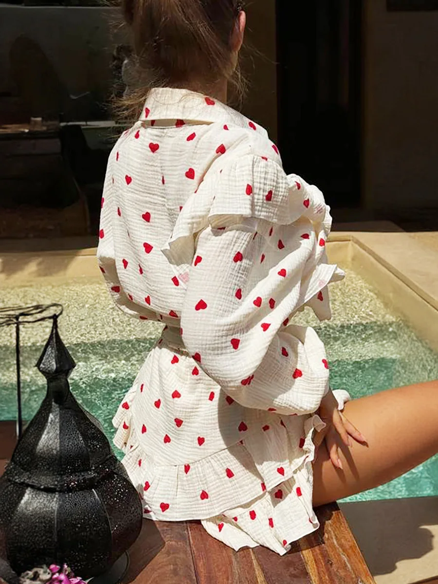 Bronladies Love Printed Long Sleeved Shorts Set Women's Spring New Mushroom Edge Shirt Loose Shorts 2-Piece Set Women's Clothing