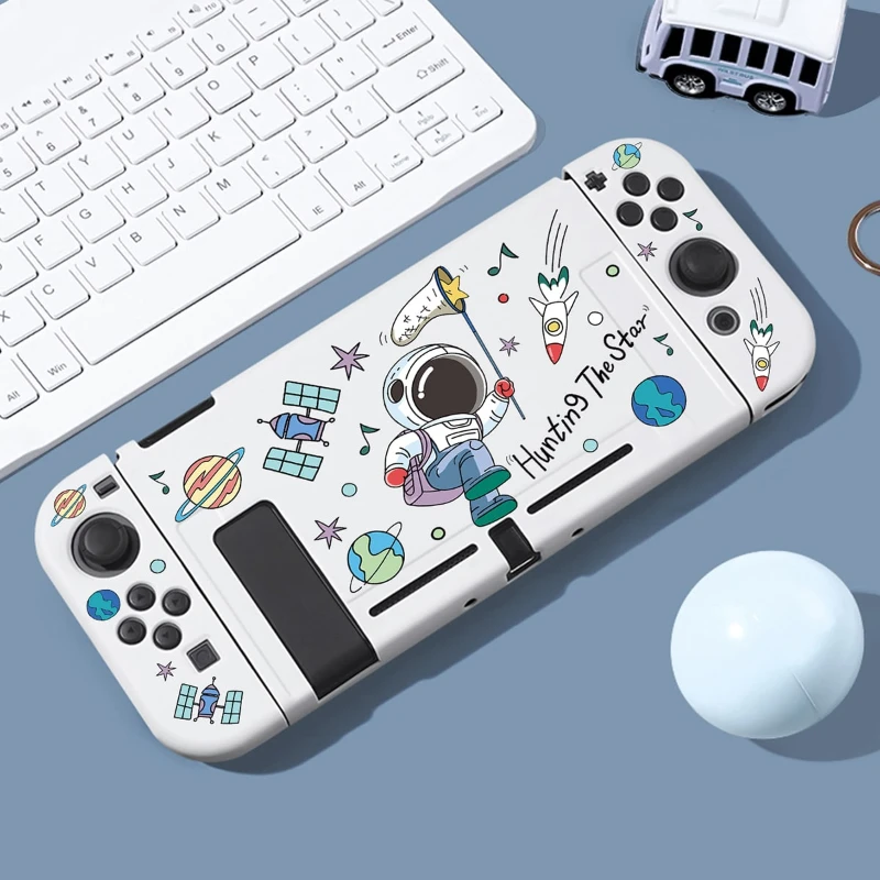 Nintendo Switch 本体宇宙飛行士デザインケース付き Nintendo Switch 本体宇宙飛行士デザインケース付き（Switch