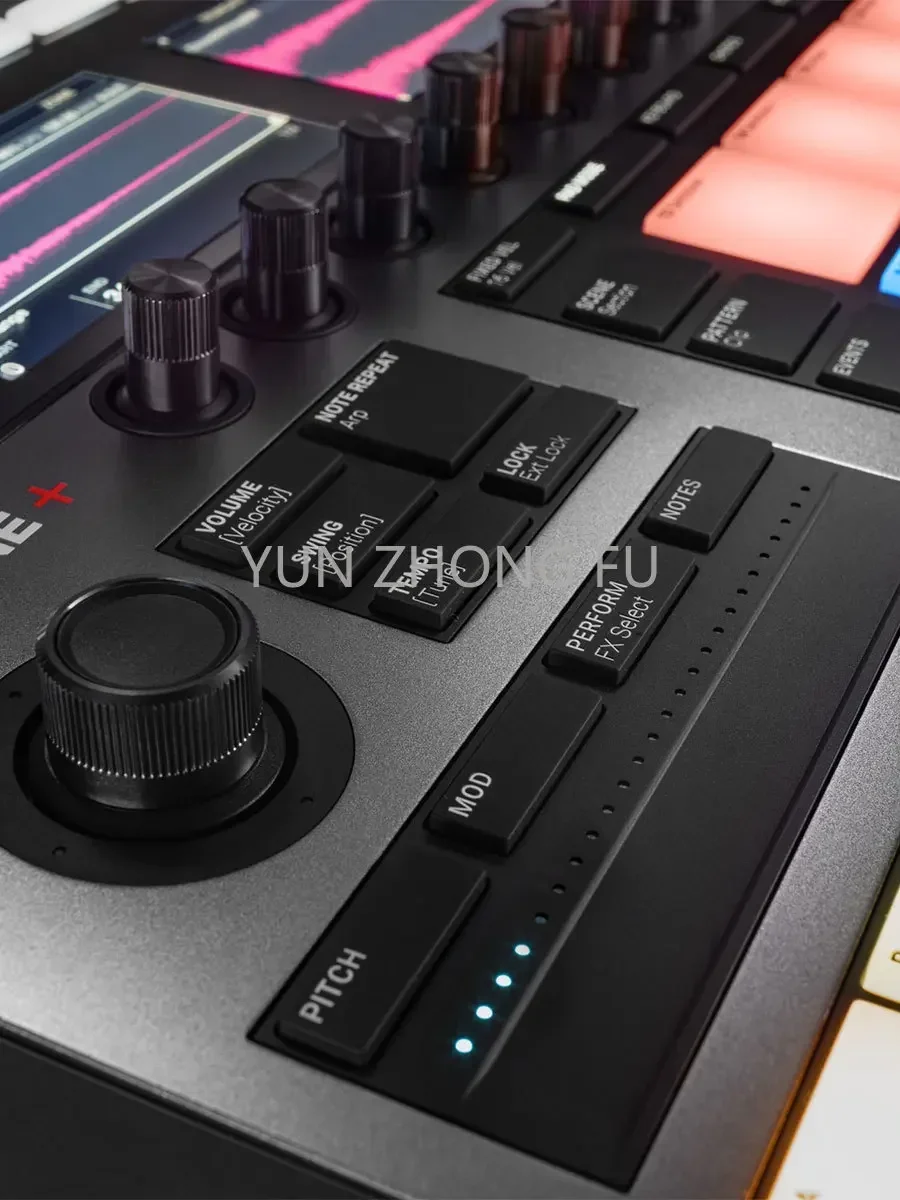 【美品】maschine mk3 maschine3付き Native Instruments Maschine MK3 Production and Performance