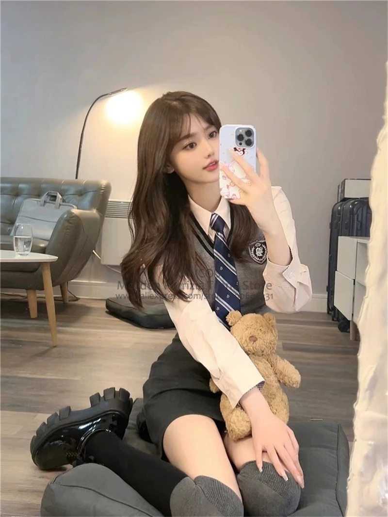 Korean Academy Style JK Uniform Set Autumn/Winter 4-Piece Grey Knitted Tank Top Slim Fit Shirt Wrapped Hip Mini Skirt Girls japanese school uniform