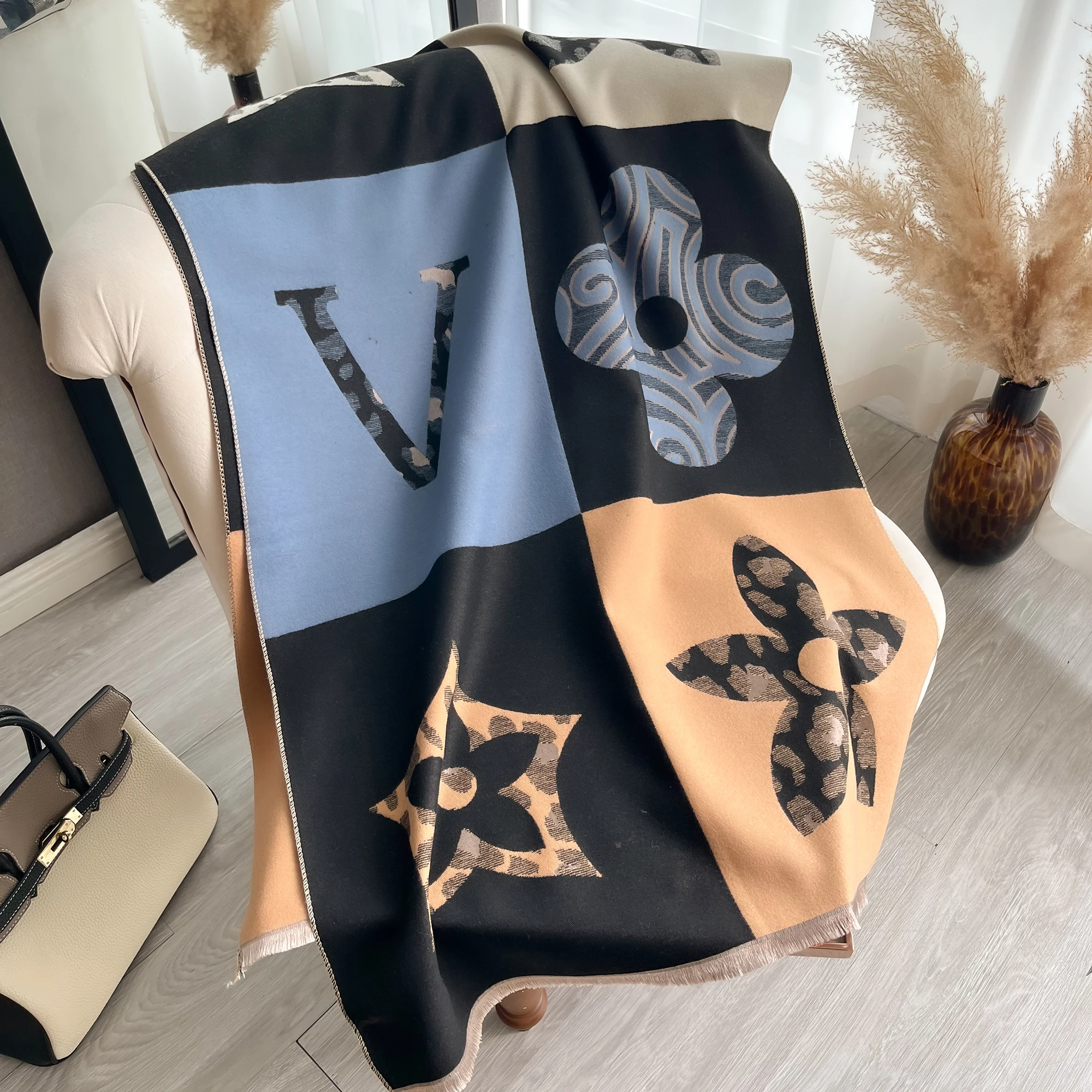 Fresh Floral Print Scarf Imitation Cashmere Shawl Short Beard Soft Comfortable Wrap Shawl Autumn Winter Elegant Warm Scarf