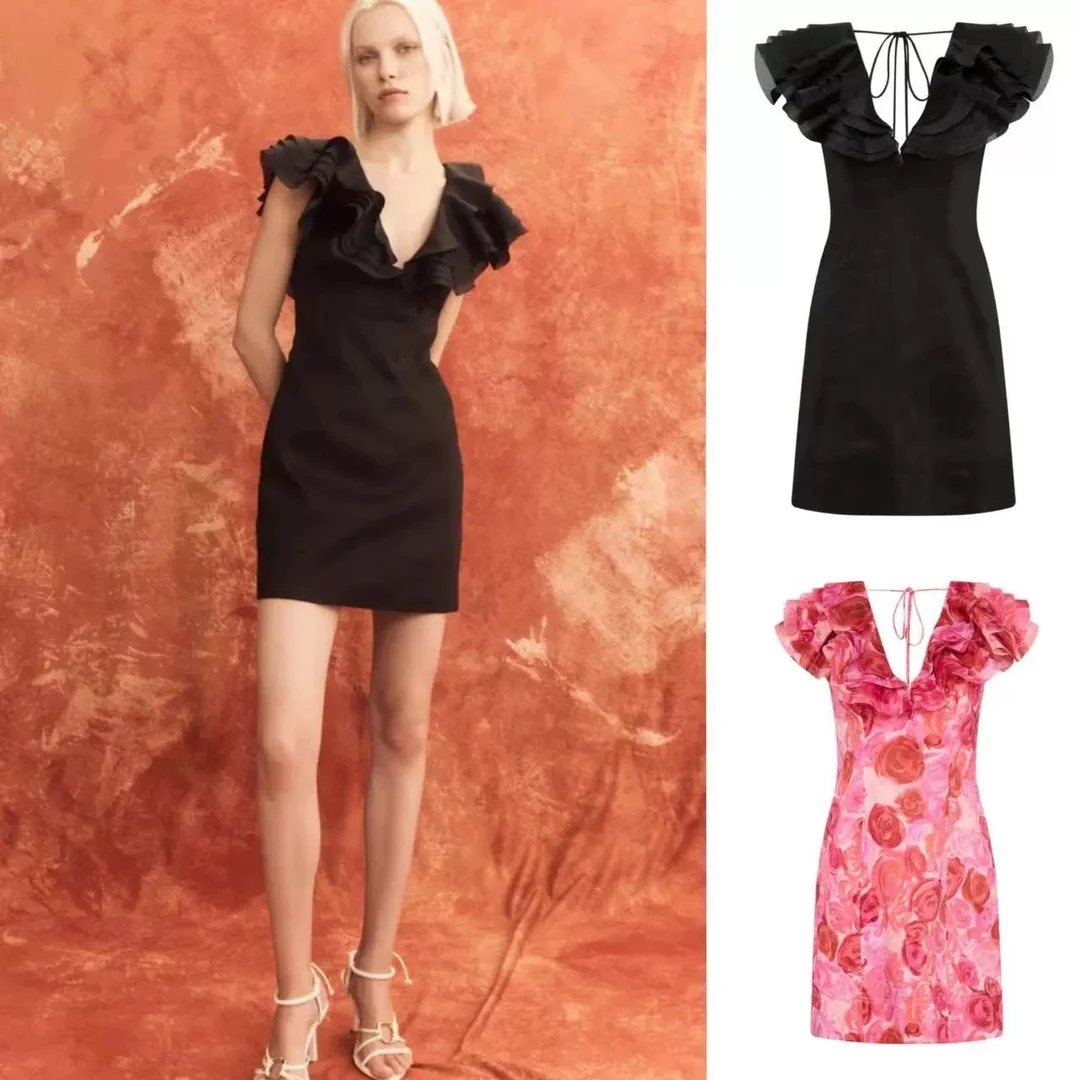 

ТРАПЕЦИЕВИДНОЕ ПЛАТЬЕ с принтом, оборками и V-образным вырезом