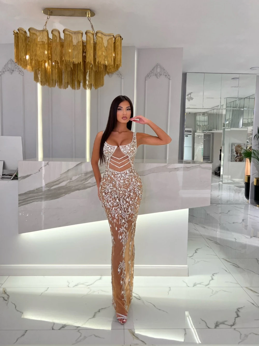 Рисунок 3 - Сексуальное иллюзионное платье