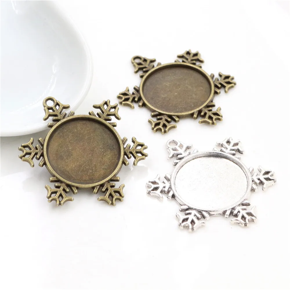 10 stücke 20mm Innere Größe Antike Silber Überzogene Und Antike Bronze Weihnachten Schneeflocke Stil Cabochon Basis Einstellung Charms Anhänger
