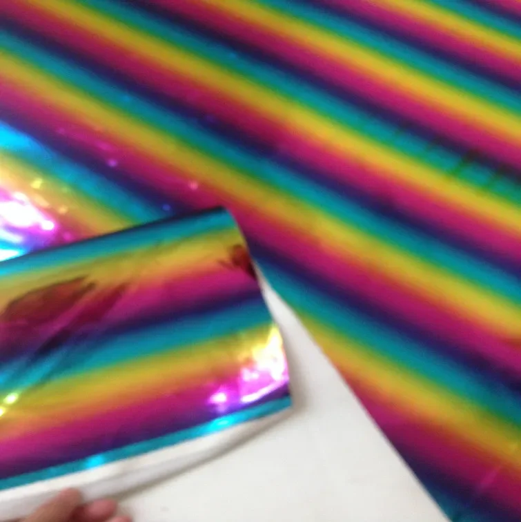 무지개빛 반사 패턴 합성 PVC 가죽 소재