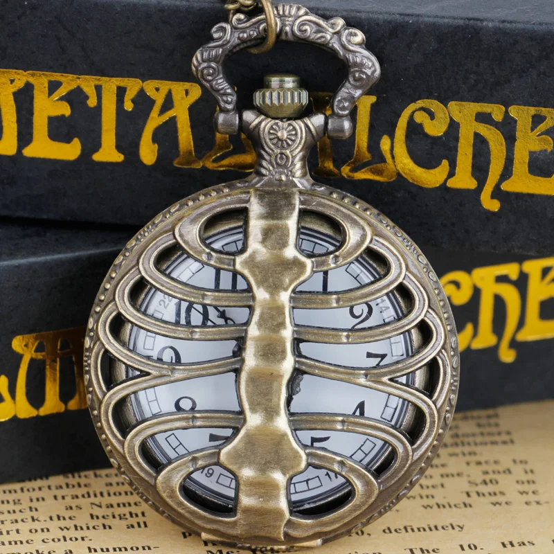 

Vintage Skeleton Quartz Pocket Watch Skeleton Flip White Dial Arabic Numerals Necklace Clock Personality Gift Men Women Student