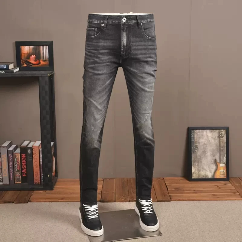 Рисунок 3 - Джинсы мужские зауженные рваные