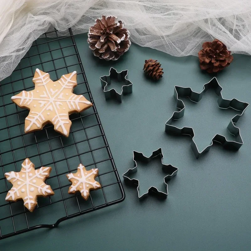 3-piece Snowflake Cookie Mold Food-grade Stainless Steel Baking Tool DIY Cookie Cutters for cookie cutters