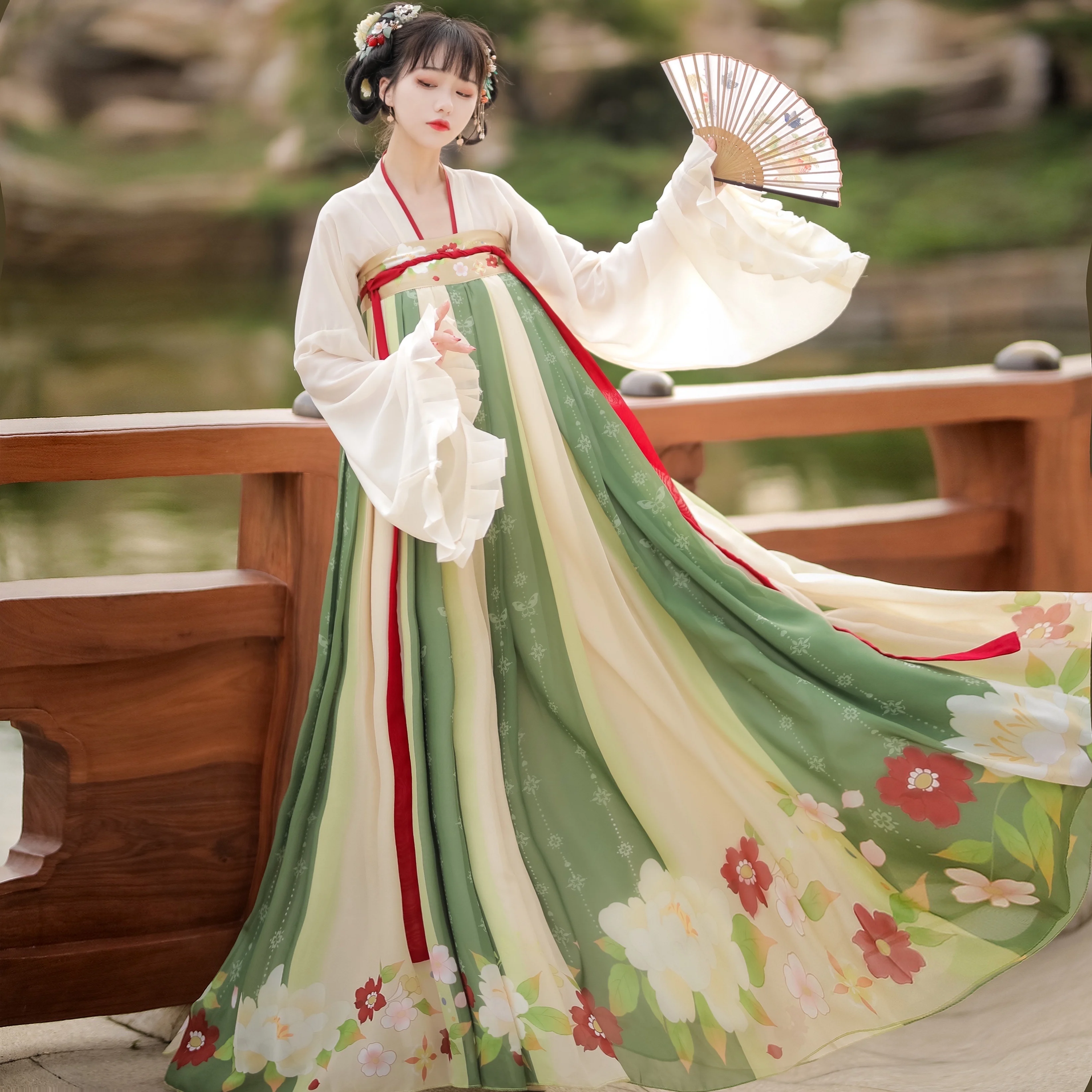 Chinese Traditional Embroidered Hanfu Large Skirt Hem Princess Dress Oriental Style Tang Dynasty Ancient Cosplay Costume