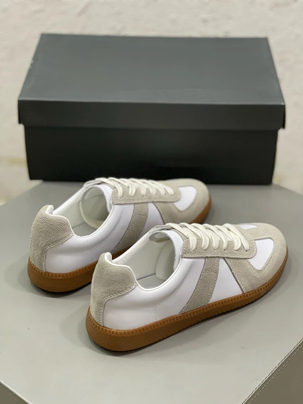 Withered Vulcanized Woman Fashion Soft Genuine Leather Training Shoes Women Patchwokr Casual Sneakers Women