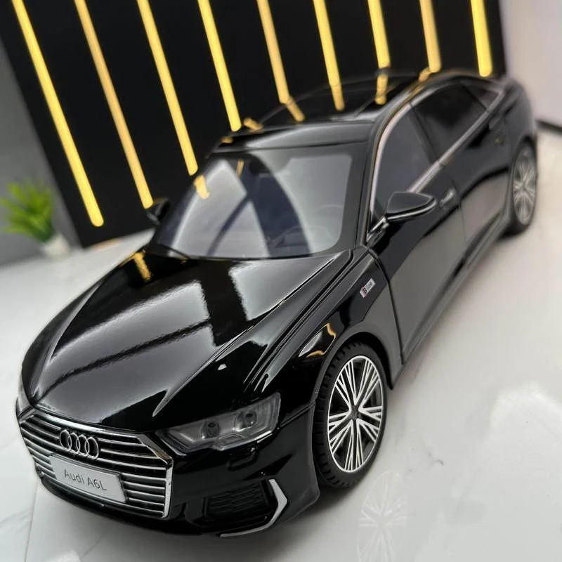 Audi A6 1/18 ミニカー 1/18 AUDI A6 Alloy Car Model Diecast & Toy Metal Vehicle Car
