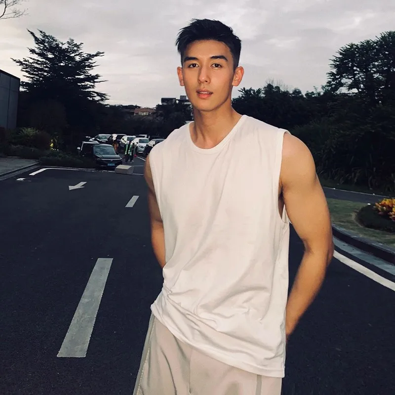 심플한 단색 스포츠 조끼 남성용 탱크 탑, 느슨한 여름 인스 커플 민소매 탱크 탑 보터밍 티셔츠, 남성용 상의 M-5XL