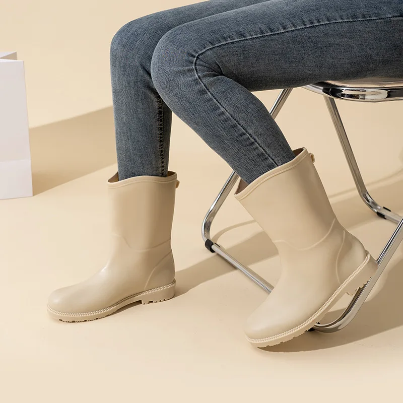 New 2023 Women Fashion Mid-calf Rain Boots Waterproof PVC Outdoor Rainboots Non-slip Solid Color Water Shoes Wellies