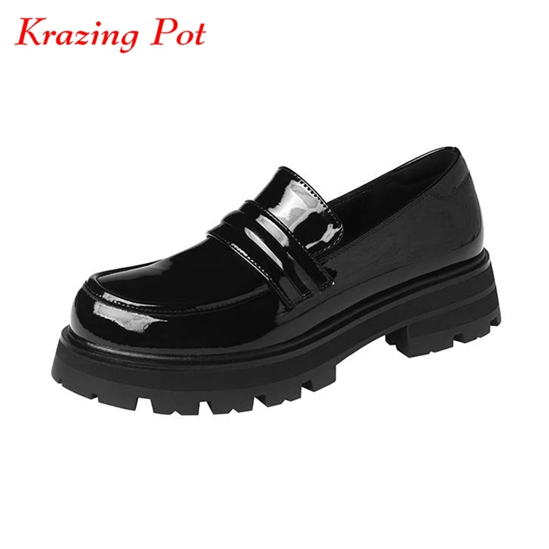 

Krazing Pot Full Grain Leather Med Heels Spring Casual Shoes Loafers Slip On Runway Brand British School Black Color Women Pumps