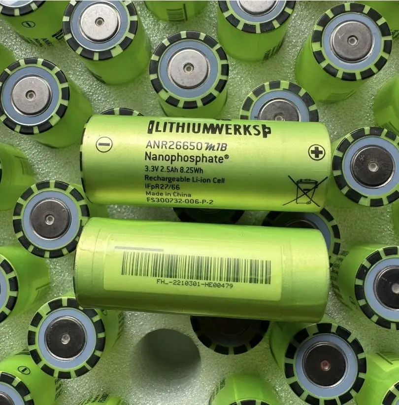 4 batterie nuove LITHIUMWERK A123 26650 ANR26650M1B 3.2V 2500mah 30C 70A ricaricabili al litio ferro fosfato - immagine 6