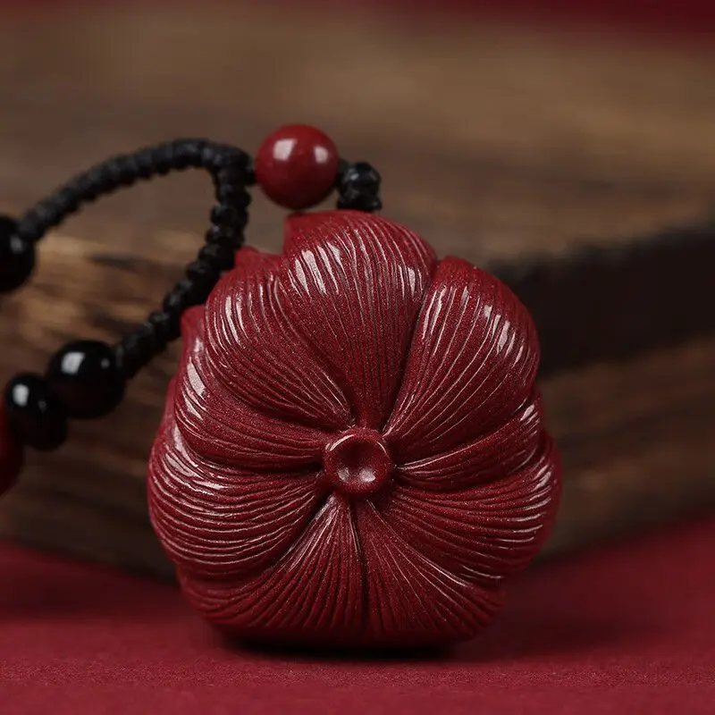 New natural vermilion nine-tailed fox pendant with peach blossom small fox key chain for men and women  reiki  spiritual