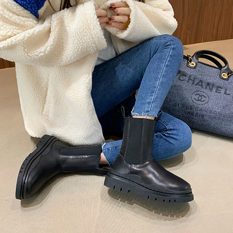 2024 New Autumn and Winter Chelsea Boots Women's Ankle Boots Lined with Plush Warm Waterproof Thick-soled Snow Boots Plus Size