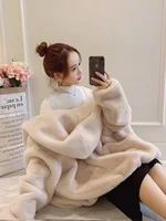 Fall Winter New Sle Women's ort Loose Fur Coat Lamb Fur Warm Thiened Hooded Leather Jaet Korean Sle Commute Wind