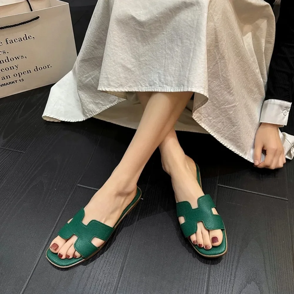 Womens Slippers Fashion Flat Solid Color Women's Flip Flops 2024 Summer New Elegant Leather Beach Dress Zapatos De Mujer Zapatos