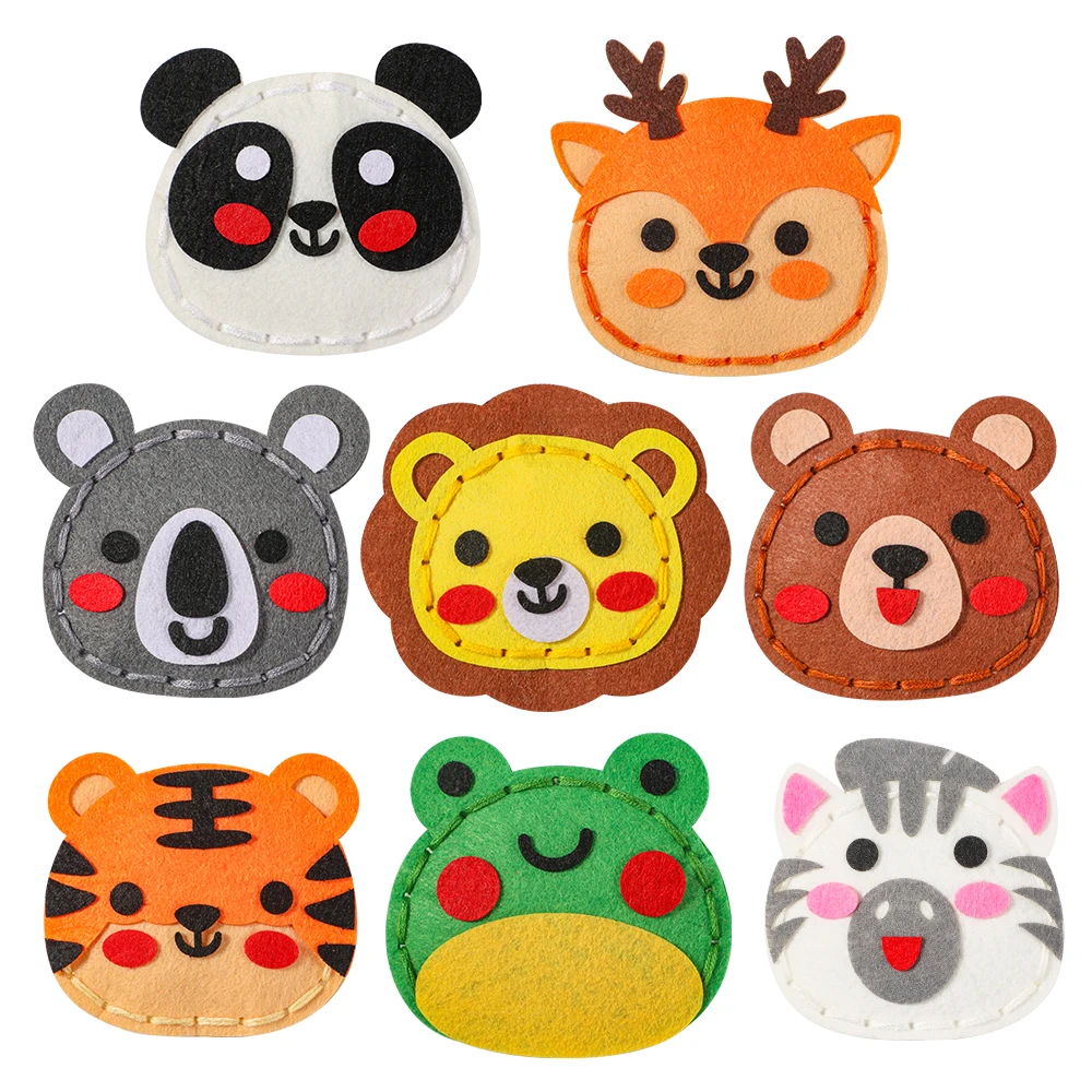 Kit da cucito fai-da-te per animali della foresta da 8 pezzi Confezione di materiali artigianali per principianti Simpatico cartone animato Animale Tigre Panda Ciondolo Regalo di compleanno Cr