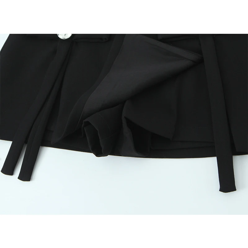 Women's Mini Skirt 2025 New Fashion Jewelry Button Elegant Sexy Short Skirts For Women Commuting Personality Bow Skorts