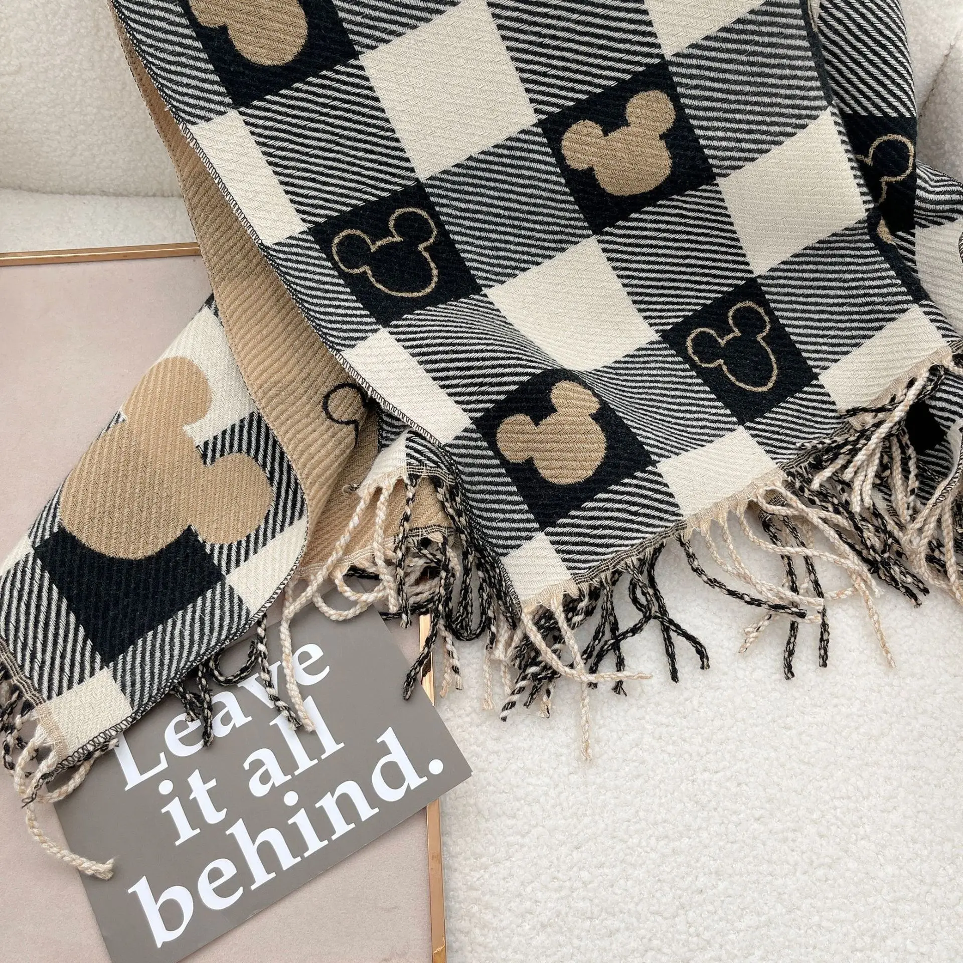 New Anime Mouse Scarf Winter Mickey Mouse Head Scarf Women's Shawl Retro Dress Fashion Checkered Scarf Girl Gift 2025 3
