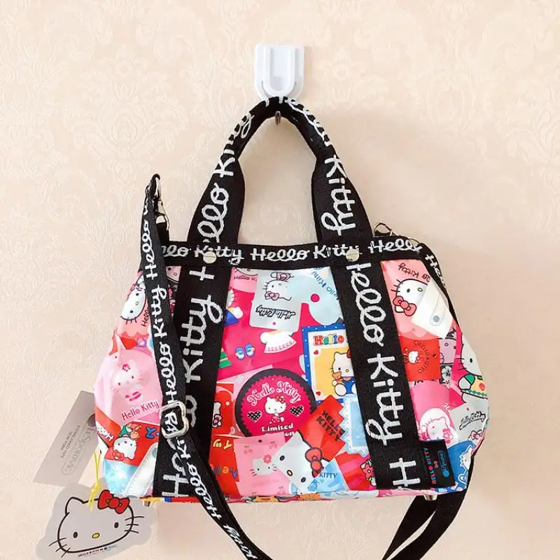 

Оптовая продажа, милые аксессуары Sanrio, милый рюкзак с героями мультфильмов Hello Kitty, модная женская сумка через плечо, праздничный подарок