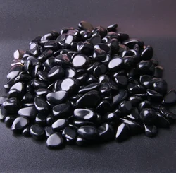 Natural Stones and Crystals for Healing and Home Decoration (Obsidian)