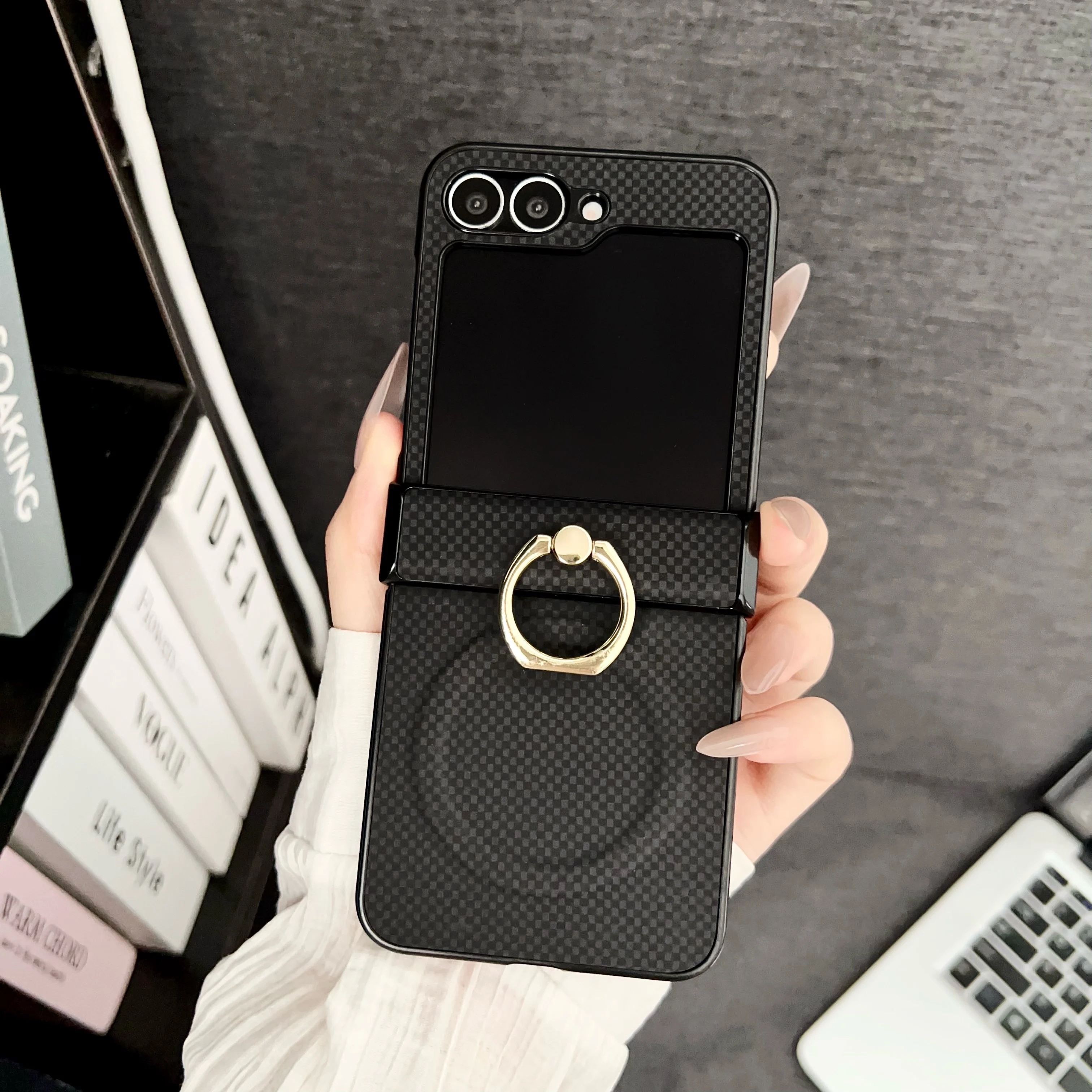 Deluxe Magnetic Phone Case with Ring Stand & Grid Texture - Magsafe Compatible